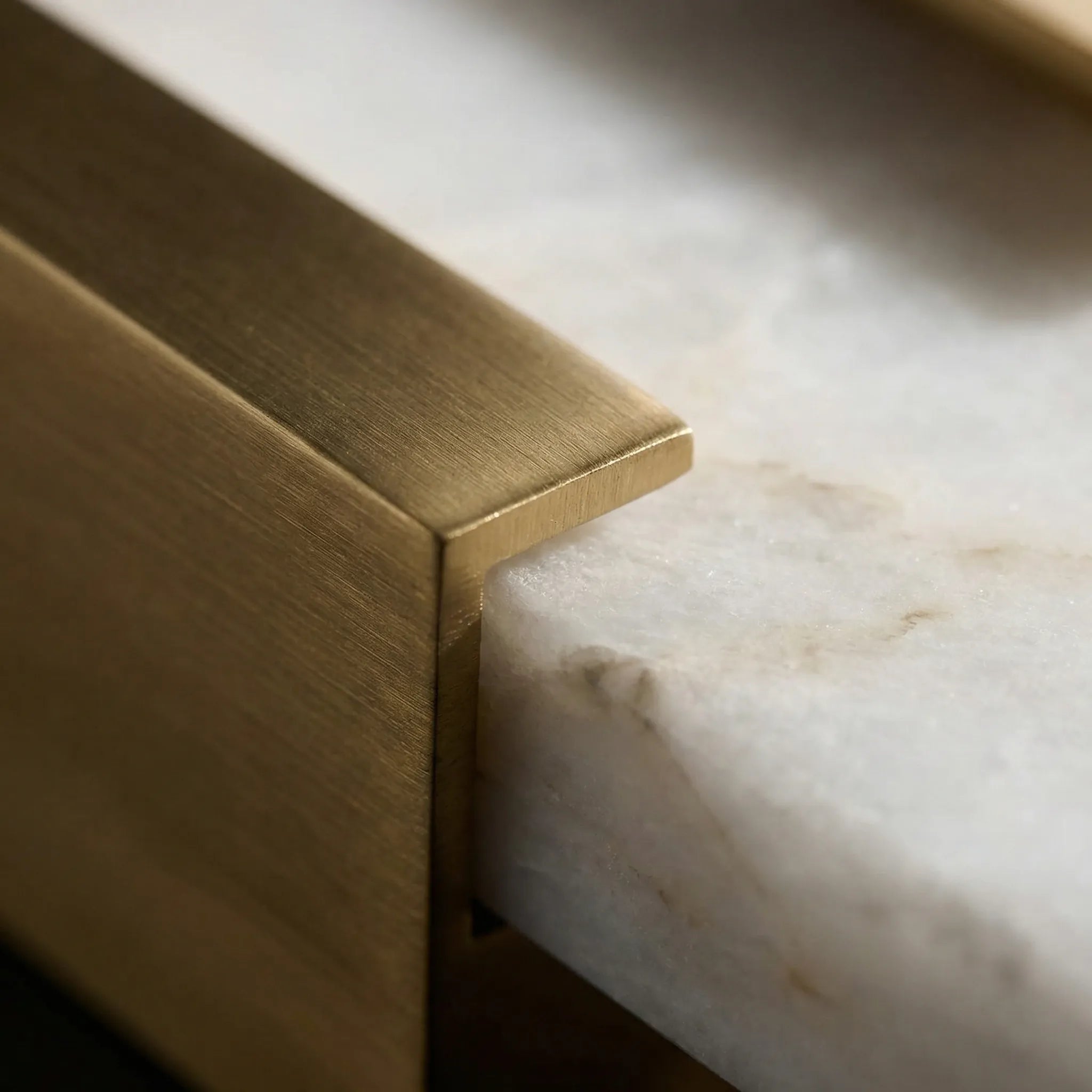 Lumevara - Elongated Alabaster Wall Sconce With Brass Fittings